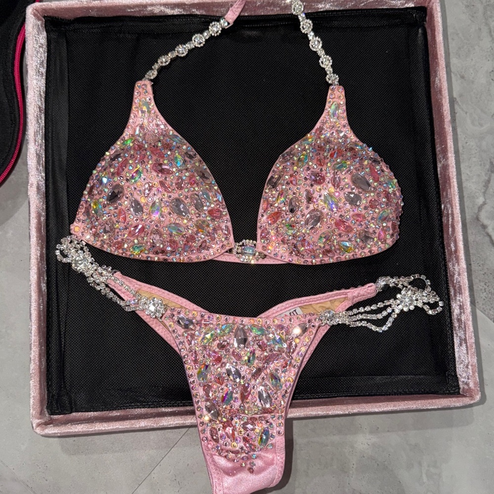 NPC Bikini